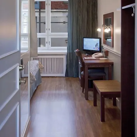 Anna Hotel 3*